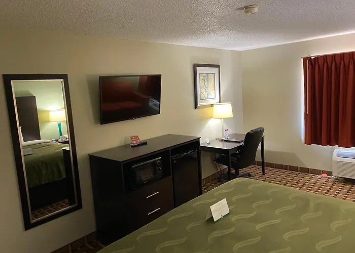 Quality At I-74 Inn 4*