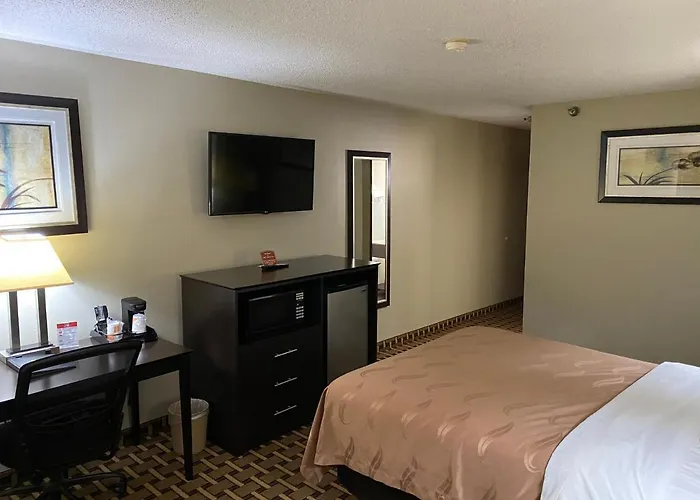 Quality At I-74 Inn 4*