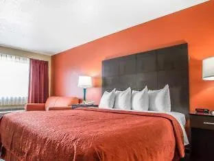 Inn Quality At I-74 Morton