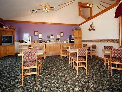 Quality At I-74 Inn Morton
